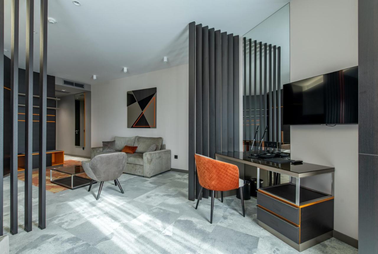 Hotel Zeneva Lux كراغوييفاك المظهر الخارجي الصورة