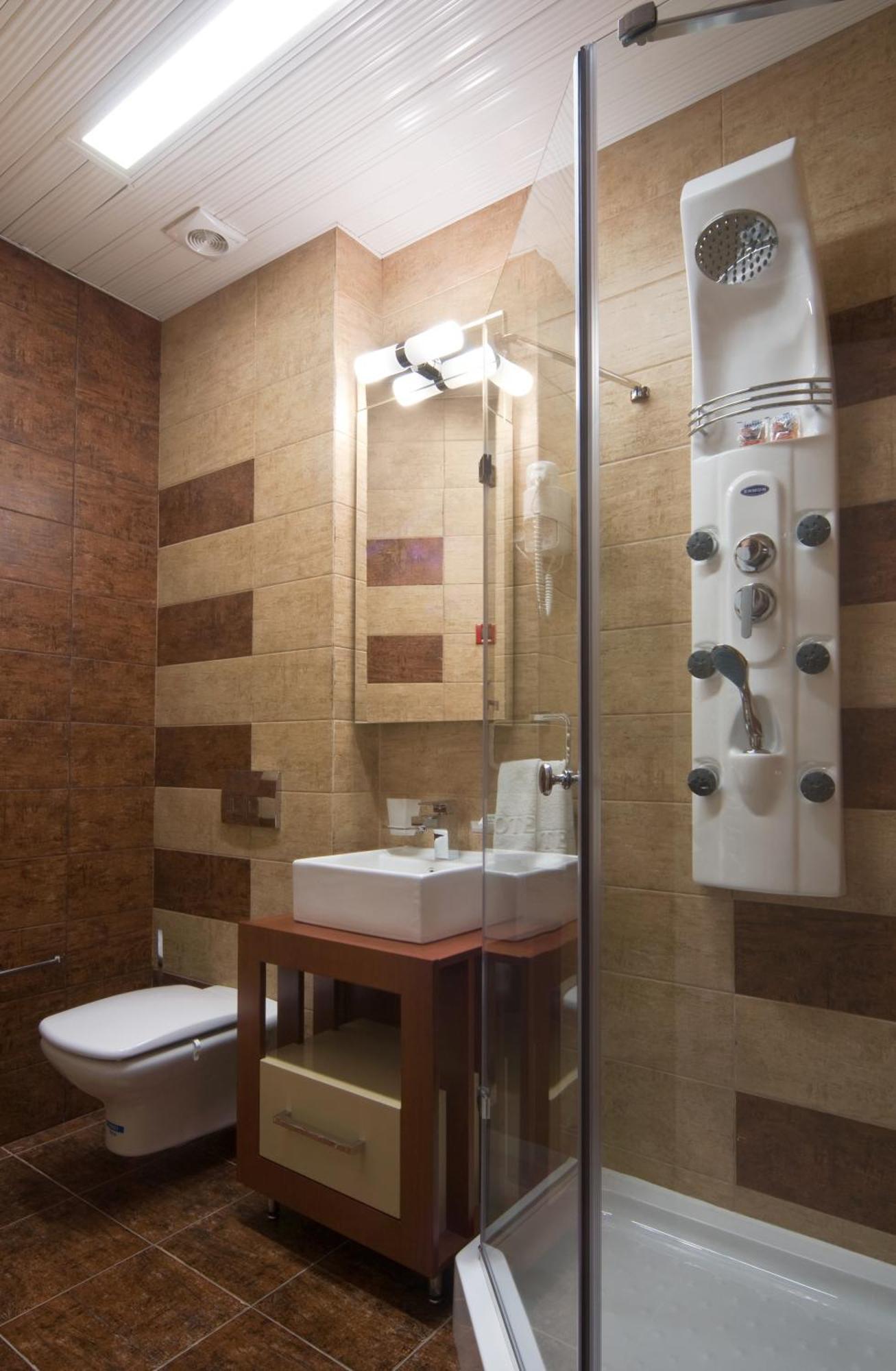 Hotel Zeneva Lux كراغوييفاك المظهر الخارجي الصورة
